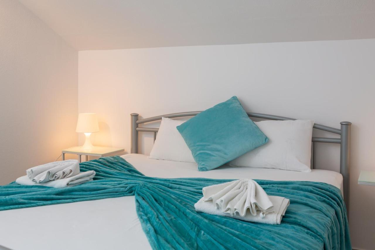 Vila Blanka Apartments โรกอซนิซา ภายนอก รูปภาพ
