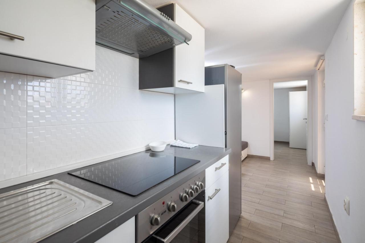 Vila Blanka Apartments โรกอซนิซา ภายนอก รูปภาพ